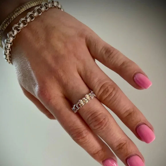 Beautiful Aurora Borealis pear cut unique band style ring 14K White Gold & 925 - Picture 6 of 13